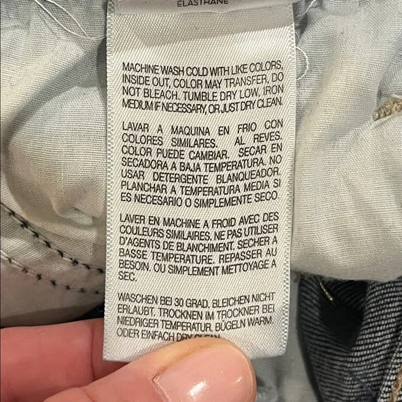 MOTHER Hustler Ankle Fray Jeans in Teaming Up